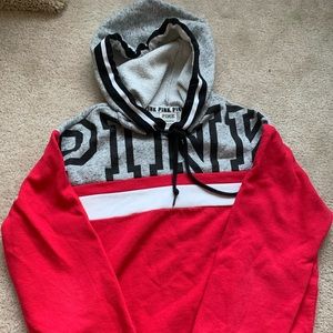 VS PINK HOODIE NWOT